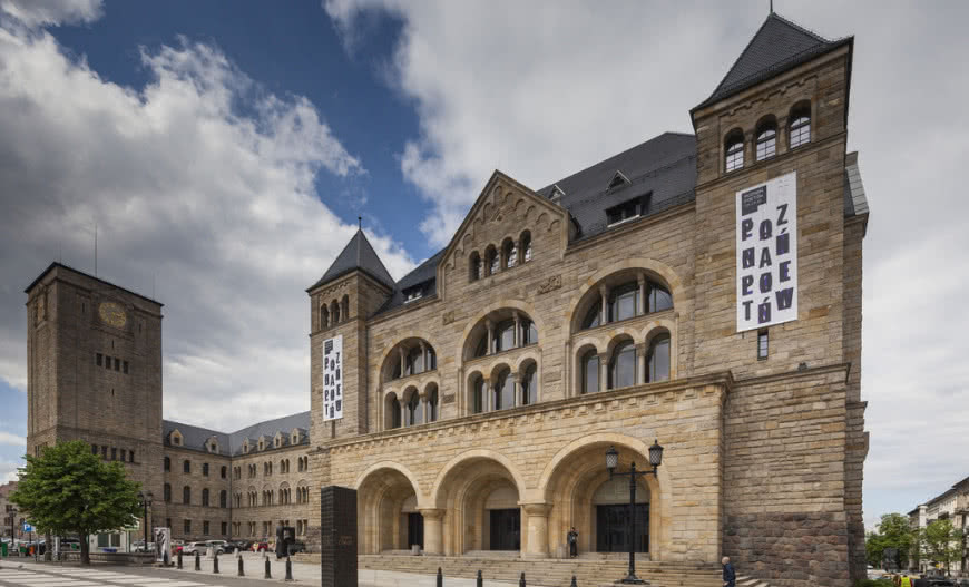 Centrum Kultury Zamek w Poznaniu wybiera SunGuard SuperNeutral 62/34