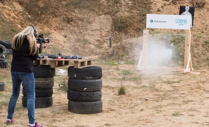 Test szkła kuloodpornego Pilkington