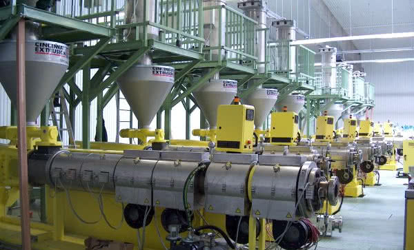 Bytowski producent stolarki zwiększa moce produkcyjne